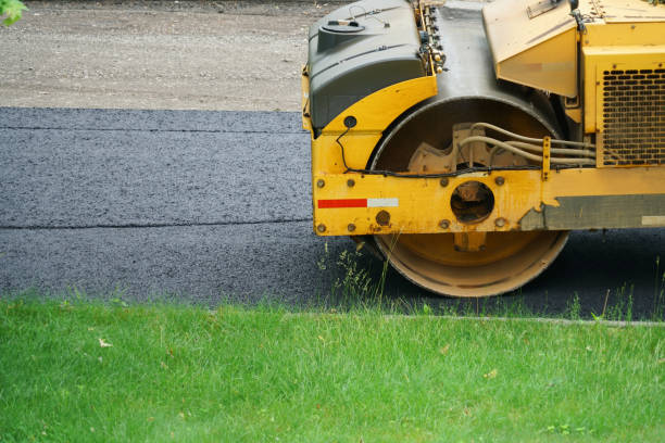 Best Asphalt Driveway Installation  in Newport, WA